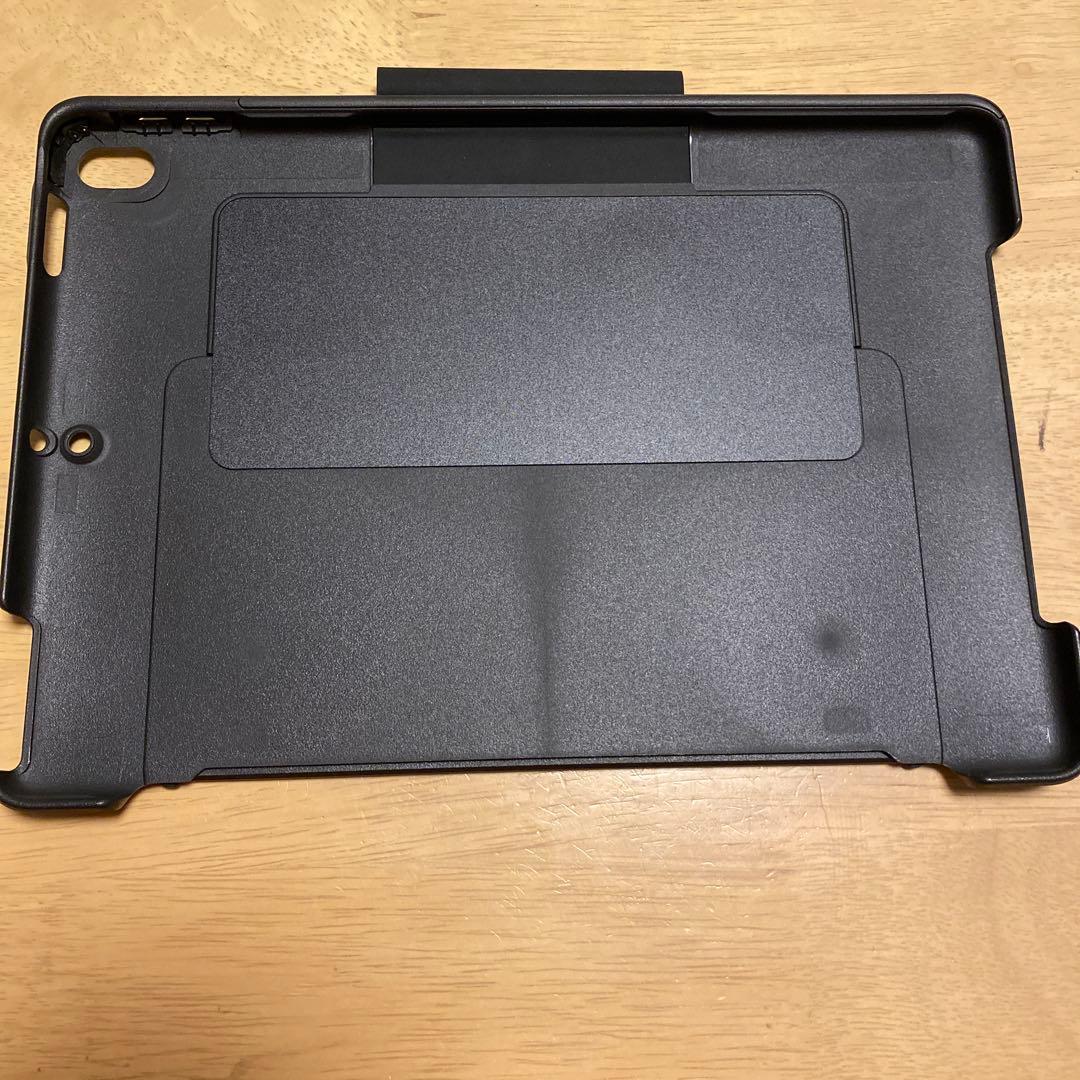 Logicool Slim Combo iPad Pro 10.5インチ用