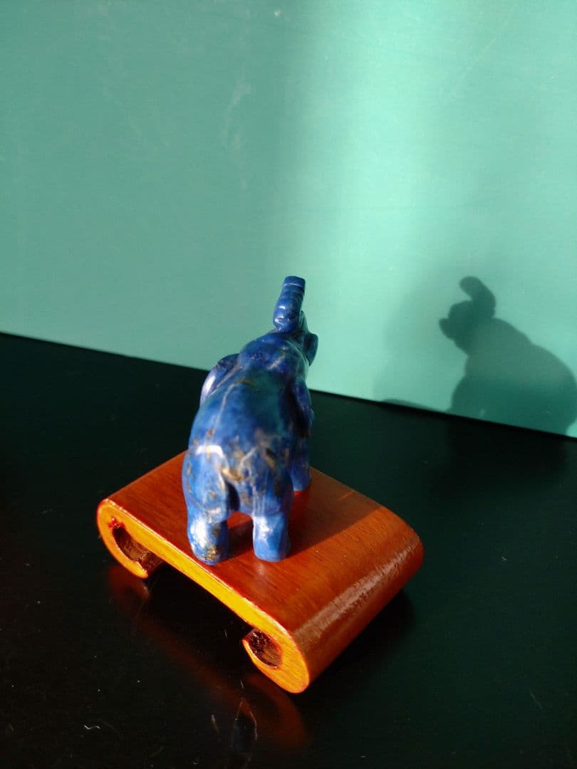 ラピス（瑠璃）の象の置物