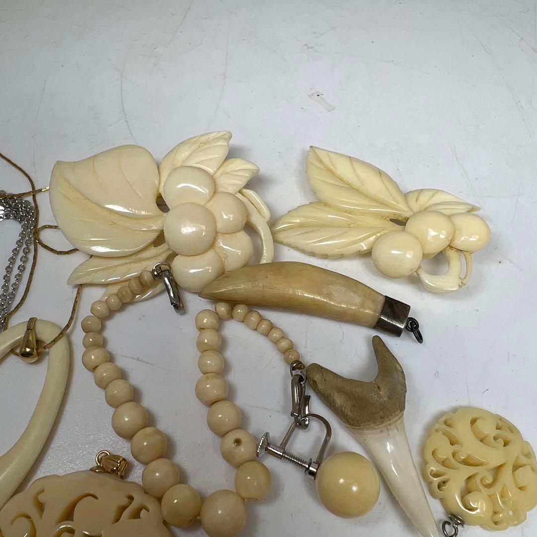 本抹香鯨　アクセサリー色々　69g タトヒサ　東さ8-0126☆2F