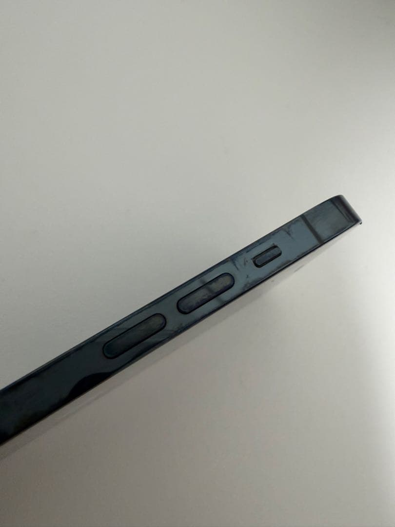 Apple iPhone 12 Pro パシフィックブルー