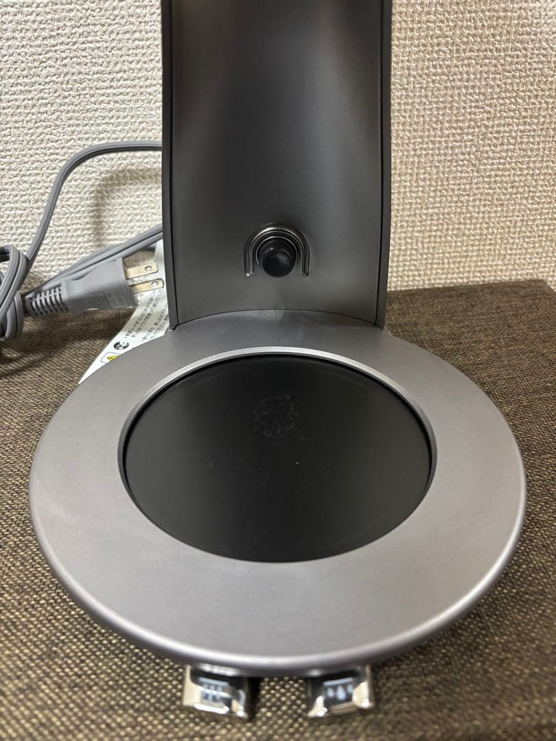 〈送料込み〉De'Longhi クレシドラ ドリップコーヒーメーカー シルバー