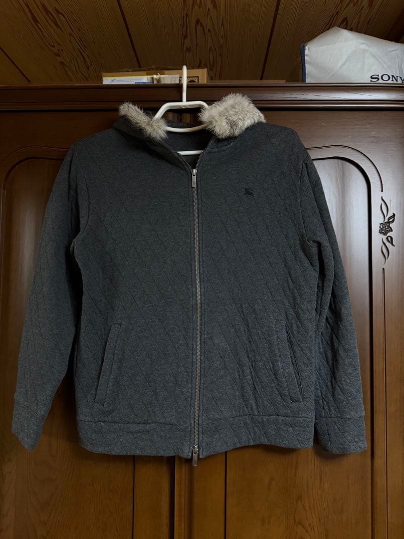 BURBERRY BLACK LABEL フード付きパーカー