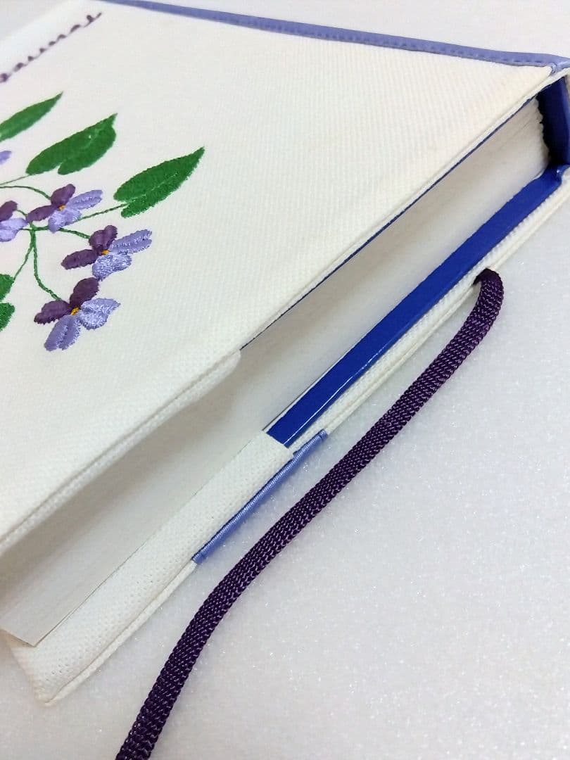 フランス Tourrettes−sur−Loup スミレ村 刺繍カバー付きノート