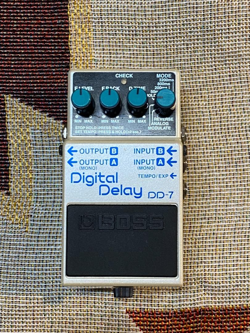 BOSS DD-7 デジタルディレイ エフェクター 元箱・取説付属