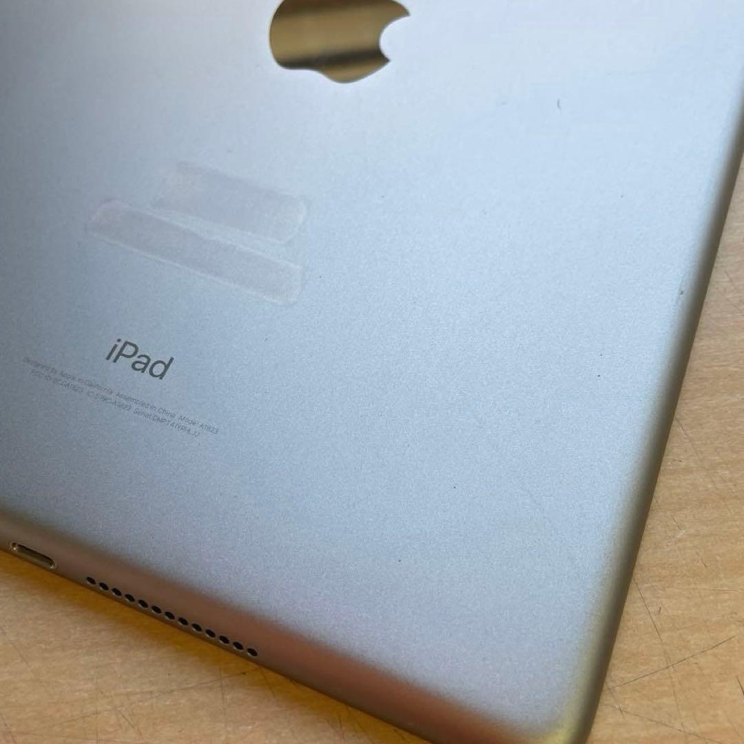 iPad 第5世代　スペースグレイ　32GB SIMフリー　A1823