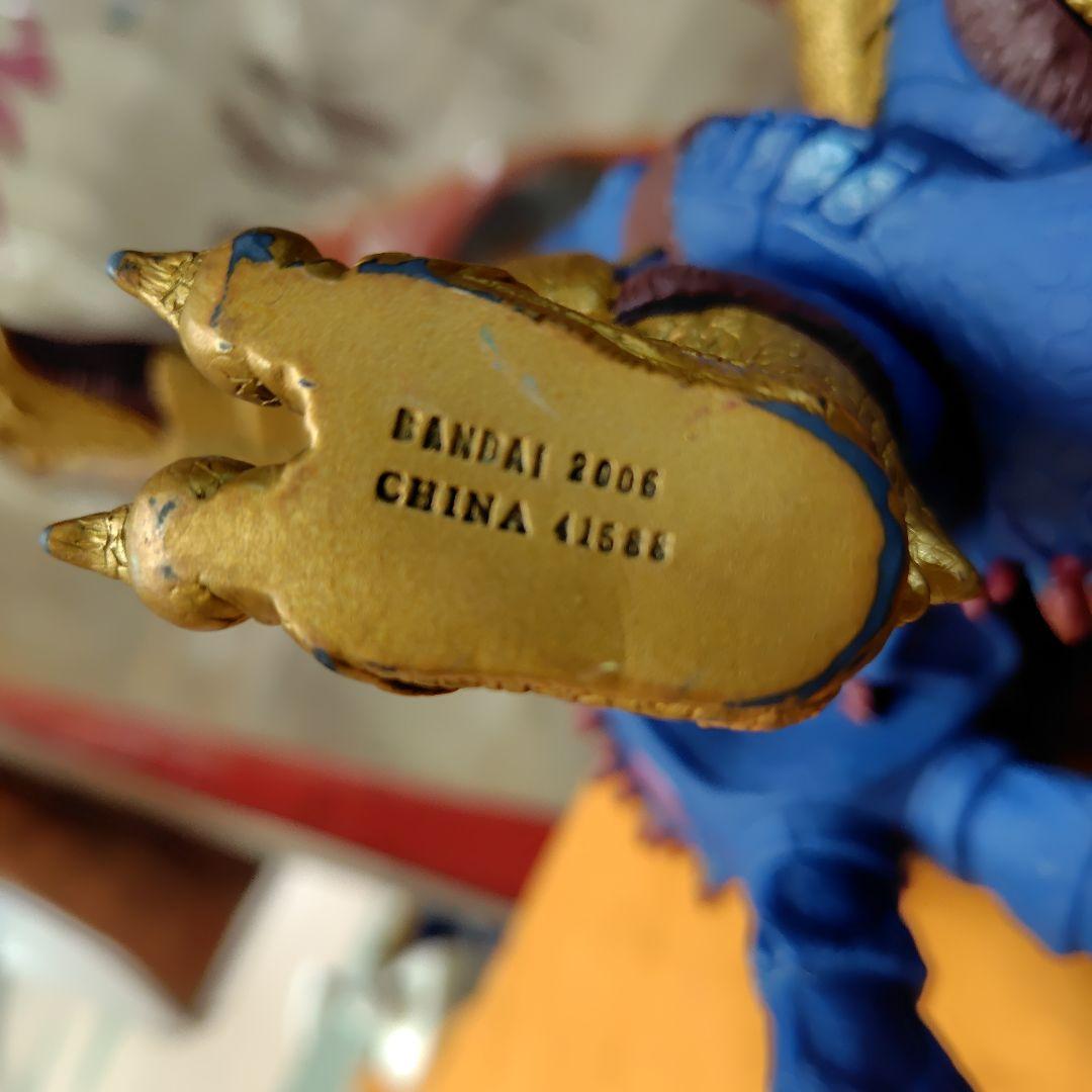 Ｕキラーザウルス怪獣フィギュア 多腕デザイン