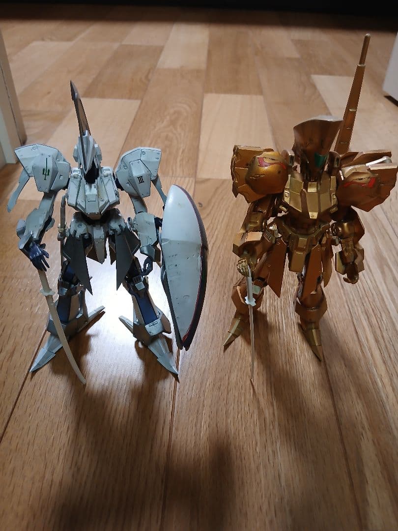 ファイブスター物語　FSS ロボット模型セット 青と金