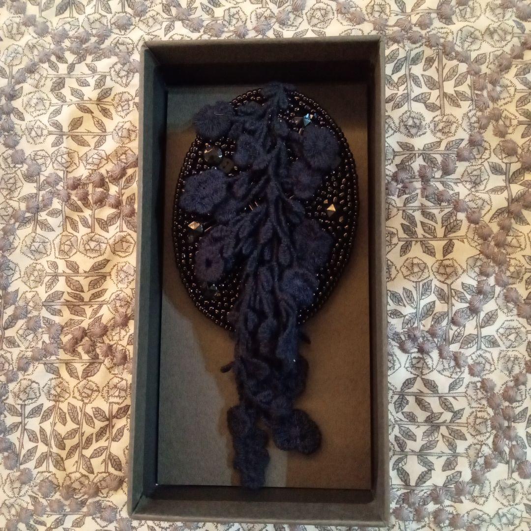 新品　ミナペルホネン　floraleaf　コサージュ　正規品　ブラック