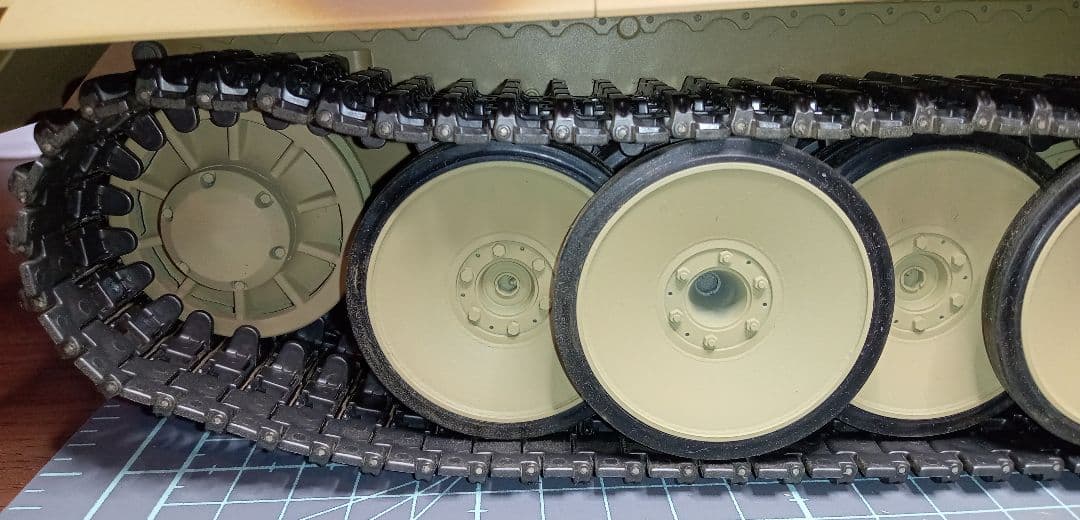 タミヤ1/16RCタンクTIGER−Ｉフルオペレーションセット完成品