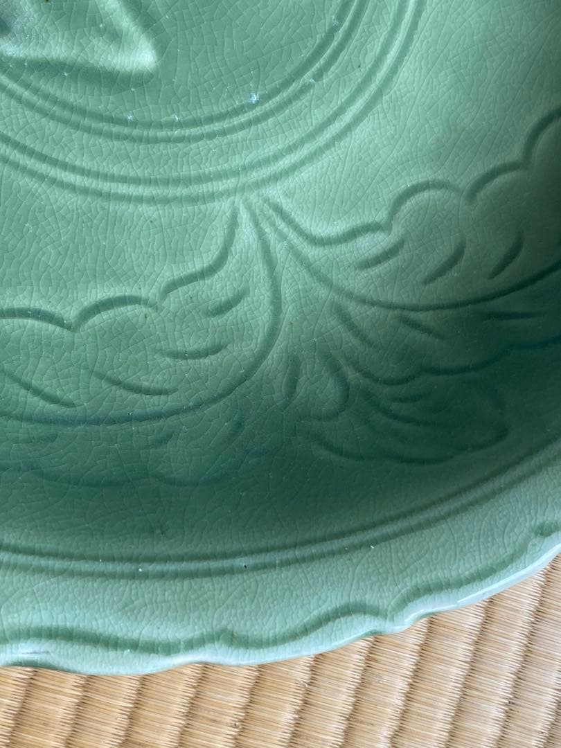 アンティークー中国龍泉窯の大皿-未使用