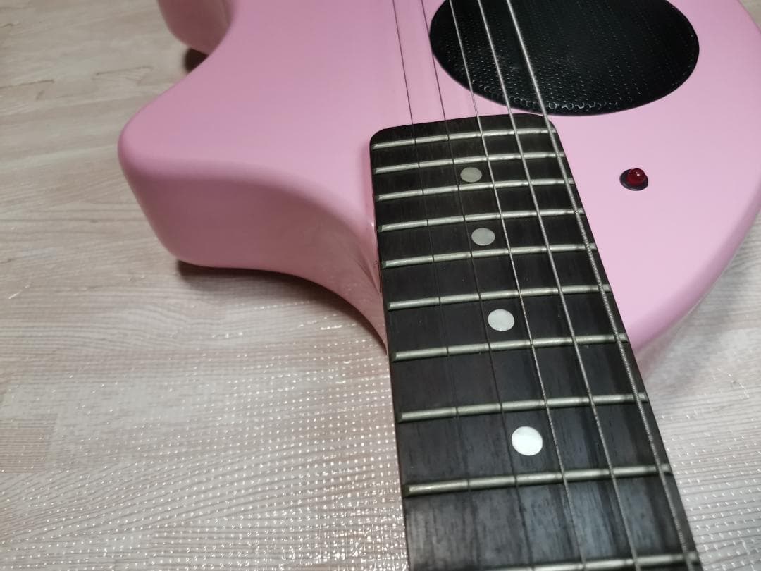 や*ま様 フェルナンデス　FERNANDES ZO-3 桃色 ピンク　ケース付き