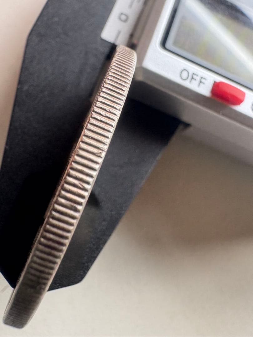 s*e様 【本物保証】　一圓銀貨　丸銀右打　明治28年銘