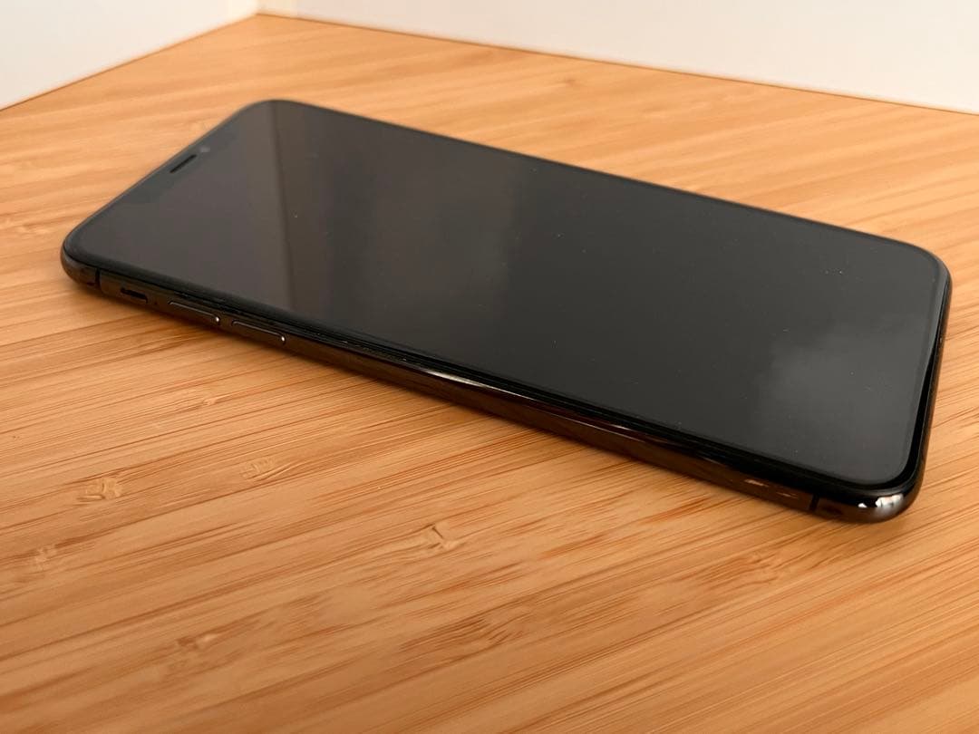 iPhone Xs MAX 256GB SIMフリー　スペースグレイ