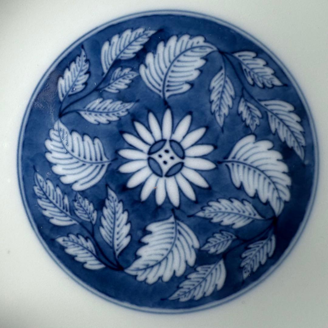 無形文化財指定　人間国宝　十二代　今右衛門　「錦　花唐草文蓋物」　高級ライン