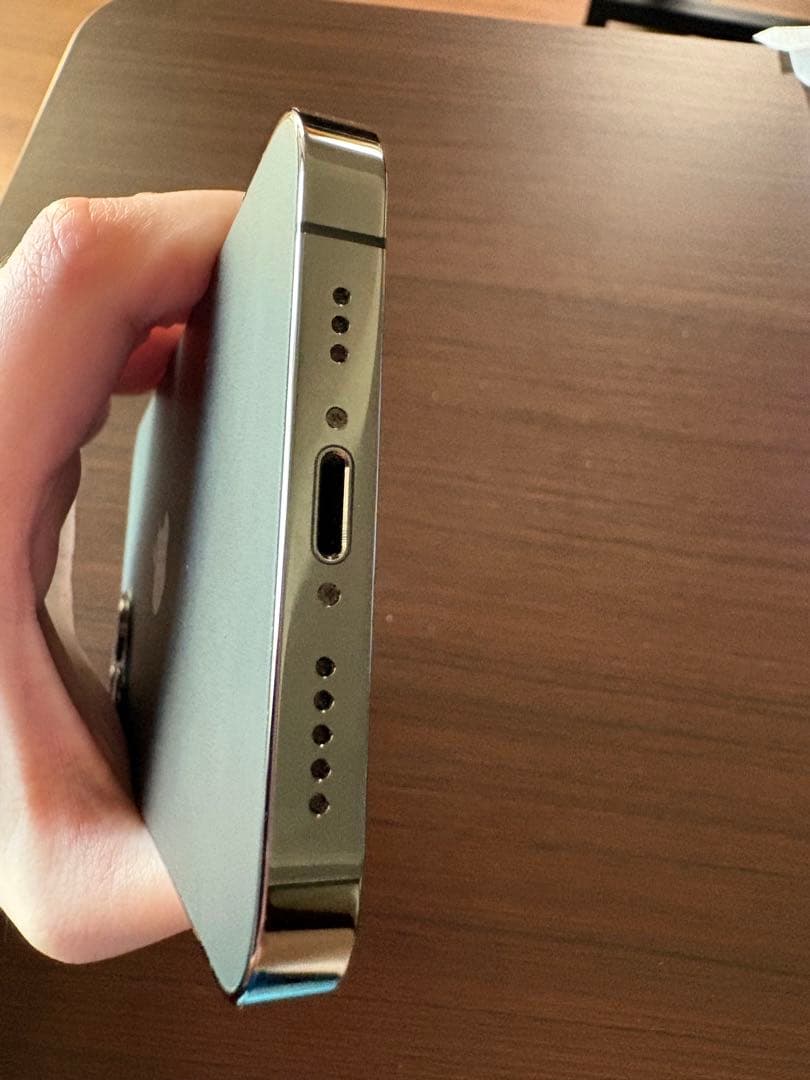 美品iPhone12Pro 128GB SIMフリー グラファイト