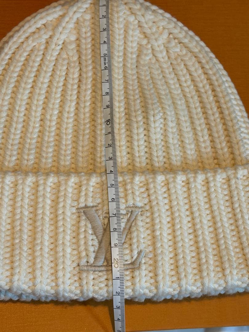 ルイ・ヴィトン ホワイトニット帽