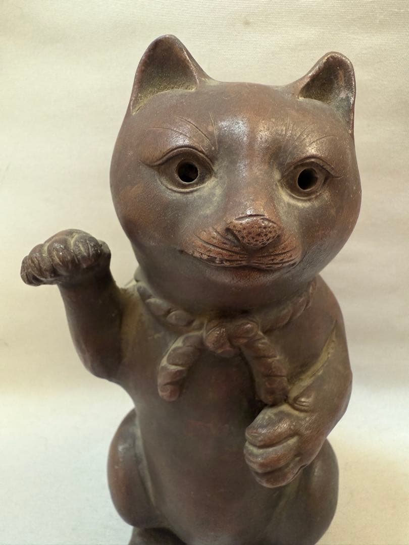 古備前焼　招き猫
