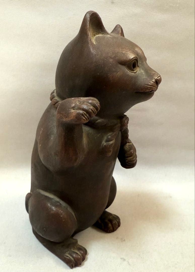 古備前焼　招き猫