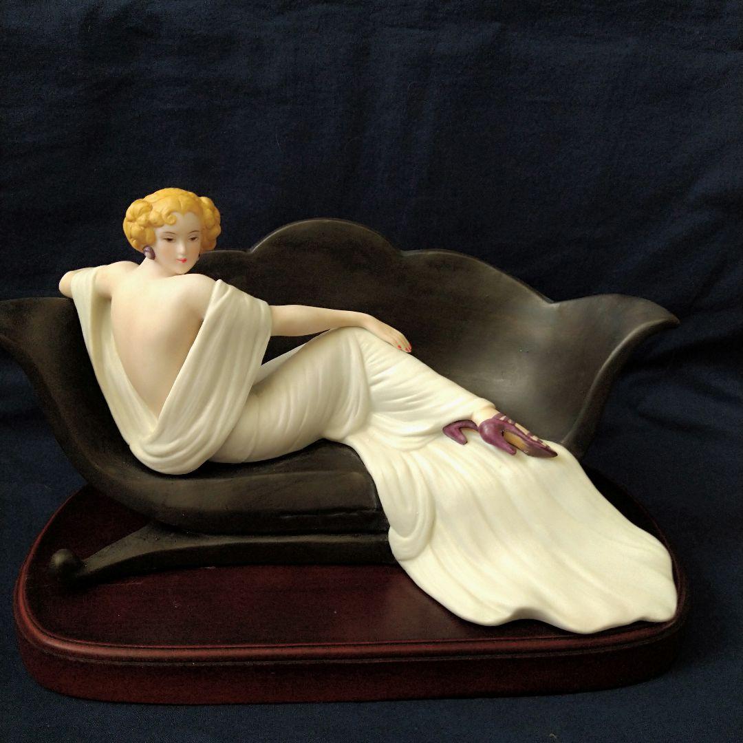 ＊ルイ・イカール限定フィギュア＊「ソファ（1937)」