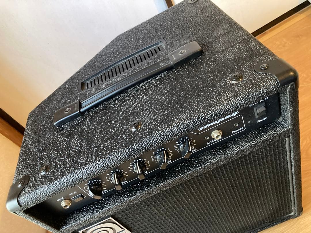 Ampeg BA-108 ベース用アンプ