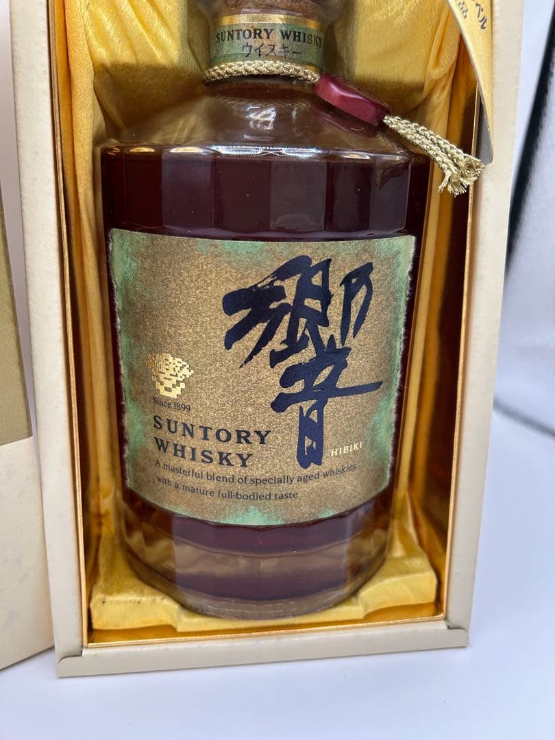 【未開封】Suntory Whisky 響 ゴールドラベル　700ml