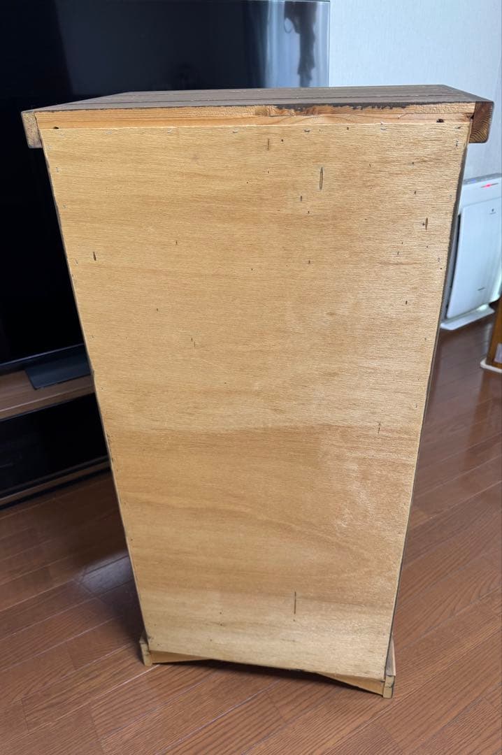 カントリー家具　木製扉付きキャビネット