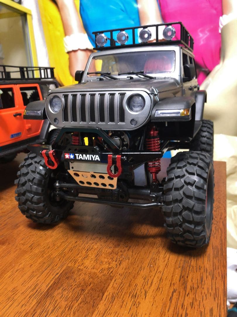 MN128 クローラーラジコン