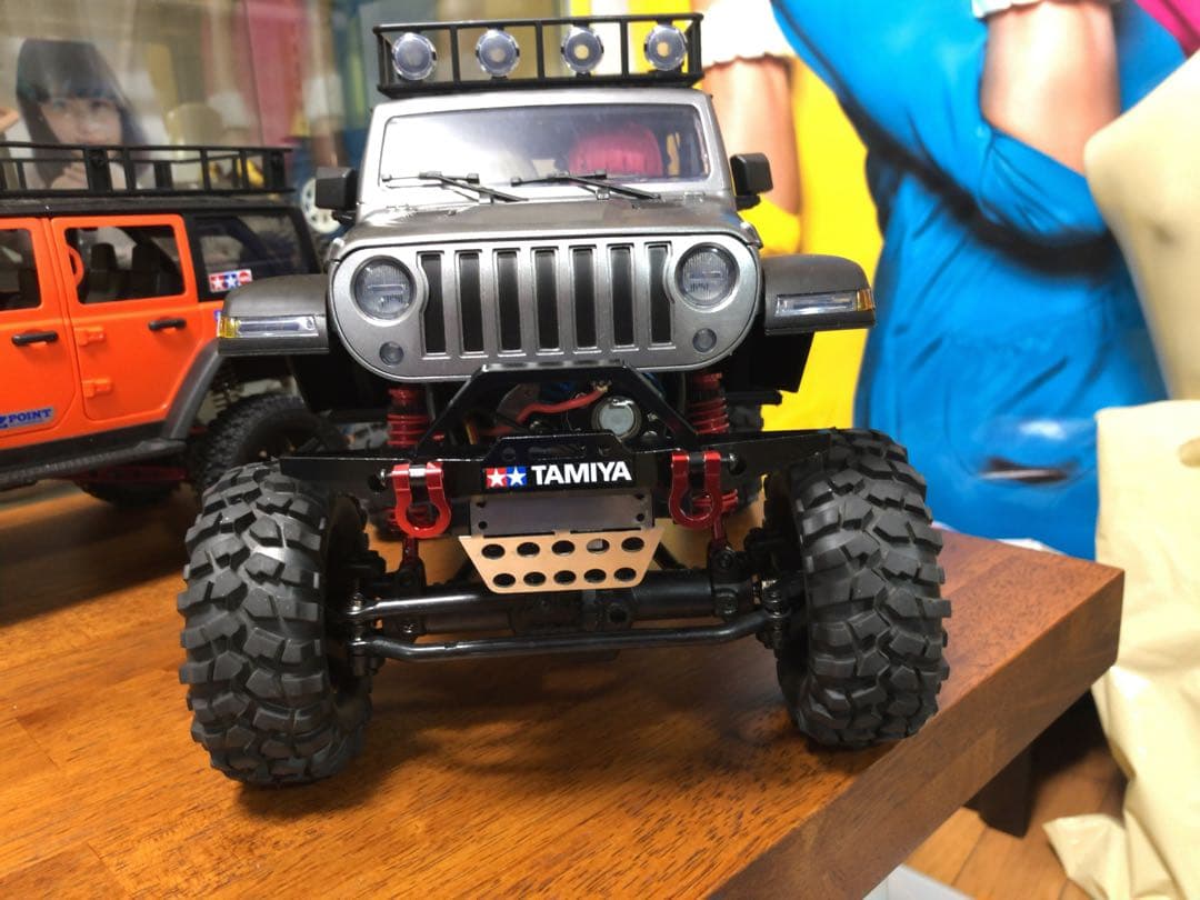 MN128 クローラーラジコン