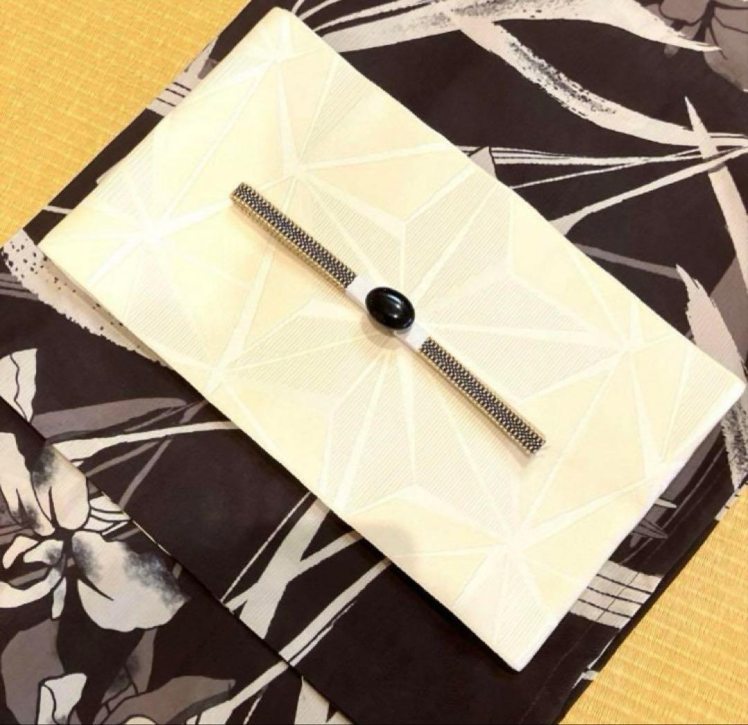 最終値下げ SALE！ ノーアイロン高級吸水速乾素材菖蒲柄浴衣セット