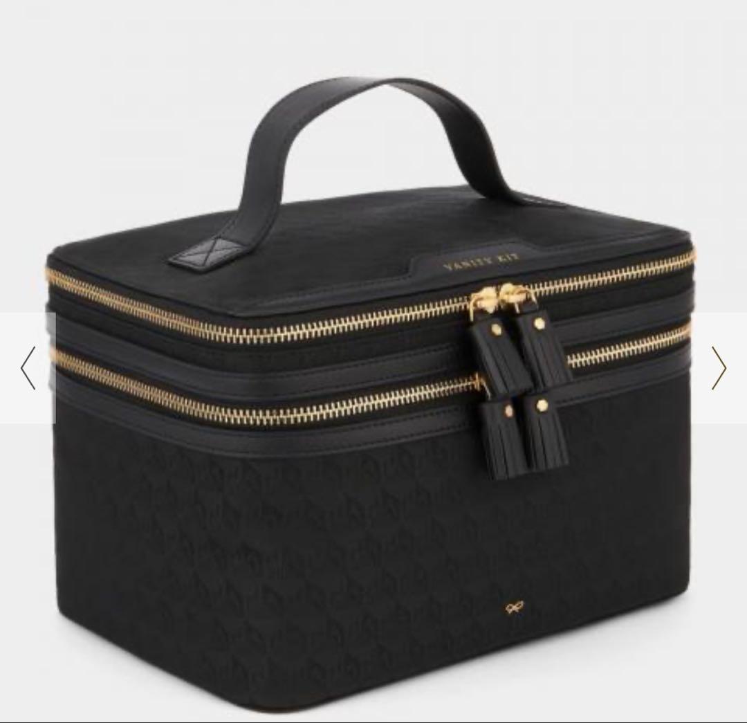 ANYA HINDMARCH バニティキット