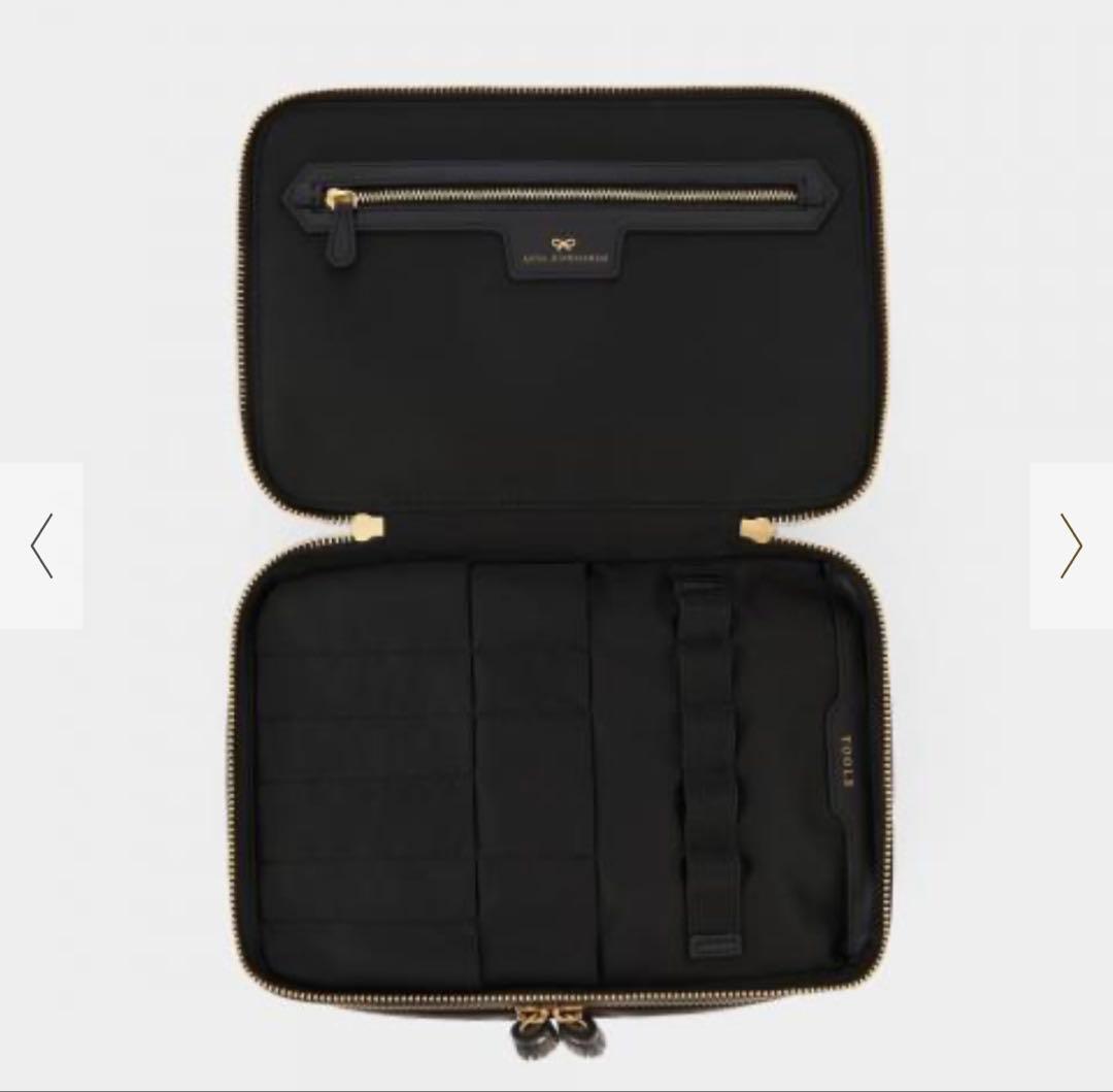 ANYA HINDMARCH バニティキット