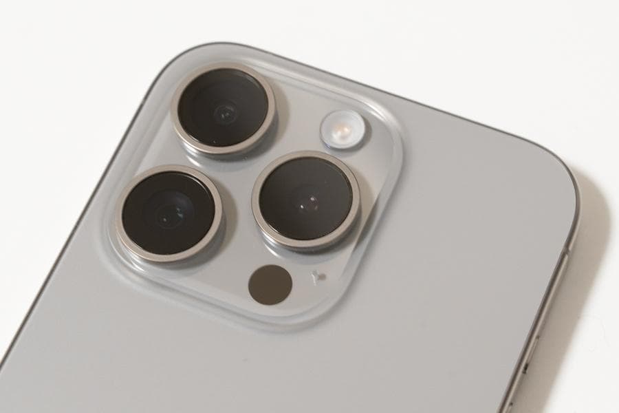 【ほぼ新品】iPhone 15 Pro グレー 128ギガ SIMフリー