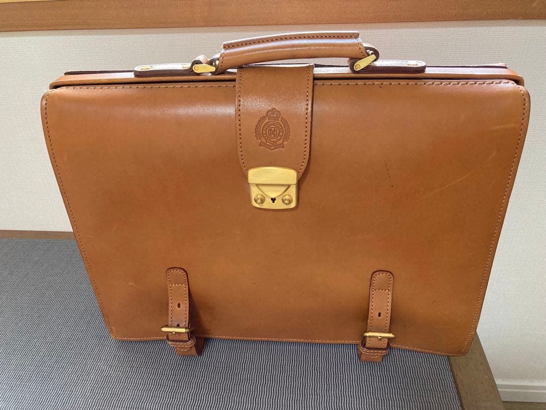 ⭐︎専用⭐︎値下 日本製 FIVE WOODS★高級 レザーダレス 林五★本革 鞄