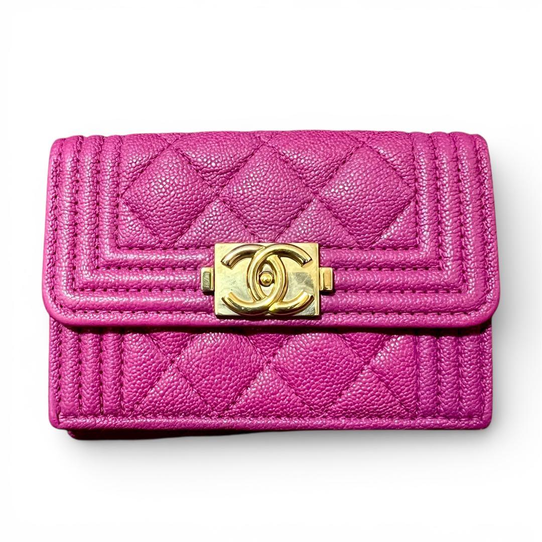 シャネル CHANEL ボーイシャネル キャビアスキン マトラッセ 三つ折り財布