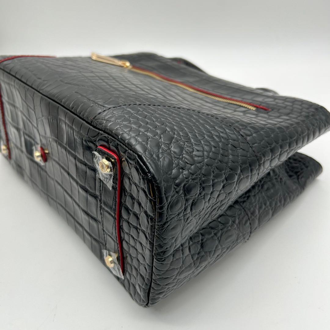 未使用　ココセリュックスゴールド　ショルダーバッグ　2way　クロコ型押し　A4