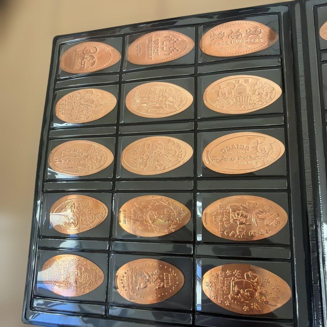 ポケモン　ディズニー　スーベニアメダルセット