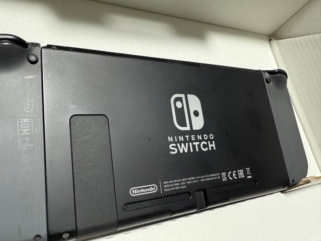 早い者勝ち　ニンテンドースイッチ　本体　ブラック　※桃太郎電鉄ソフト付き