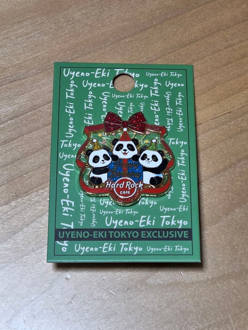 ハードロックカフェ 上野 パンダ ピンバッジ