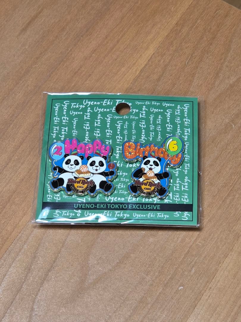 ハードロックカフェ 上野 パンダ ピンバッジ