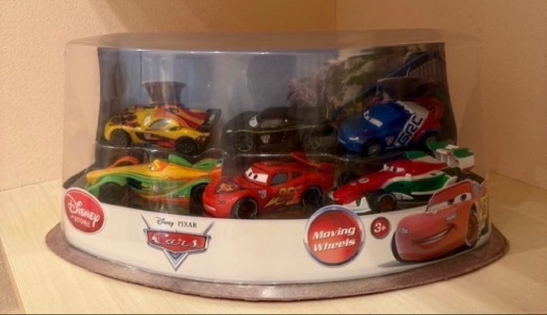 ディズニー・ピクサー カーズ2 フィギュアプレイセット 6台セット