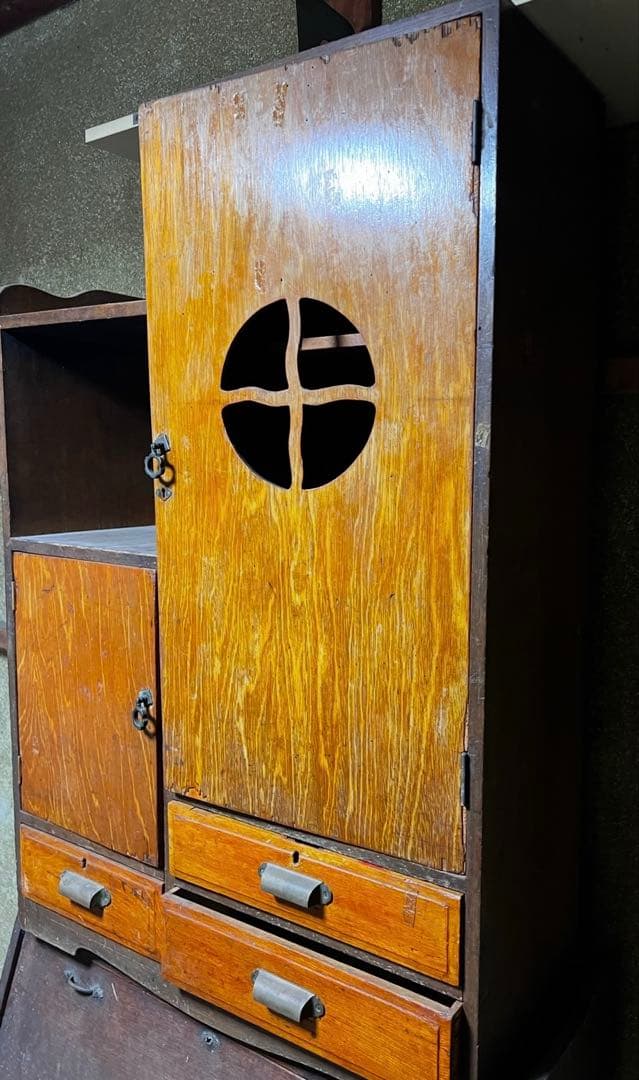 アンティーク戸棚