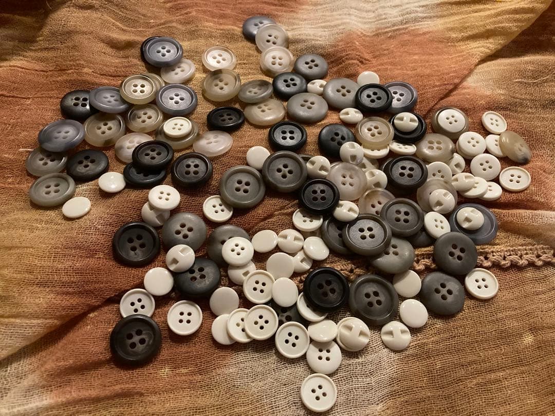 クリスマス　スペシャルBOX ジャンクジャーナル　エンボスペーパー　インド刺繍