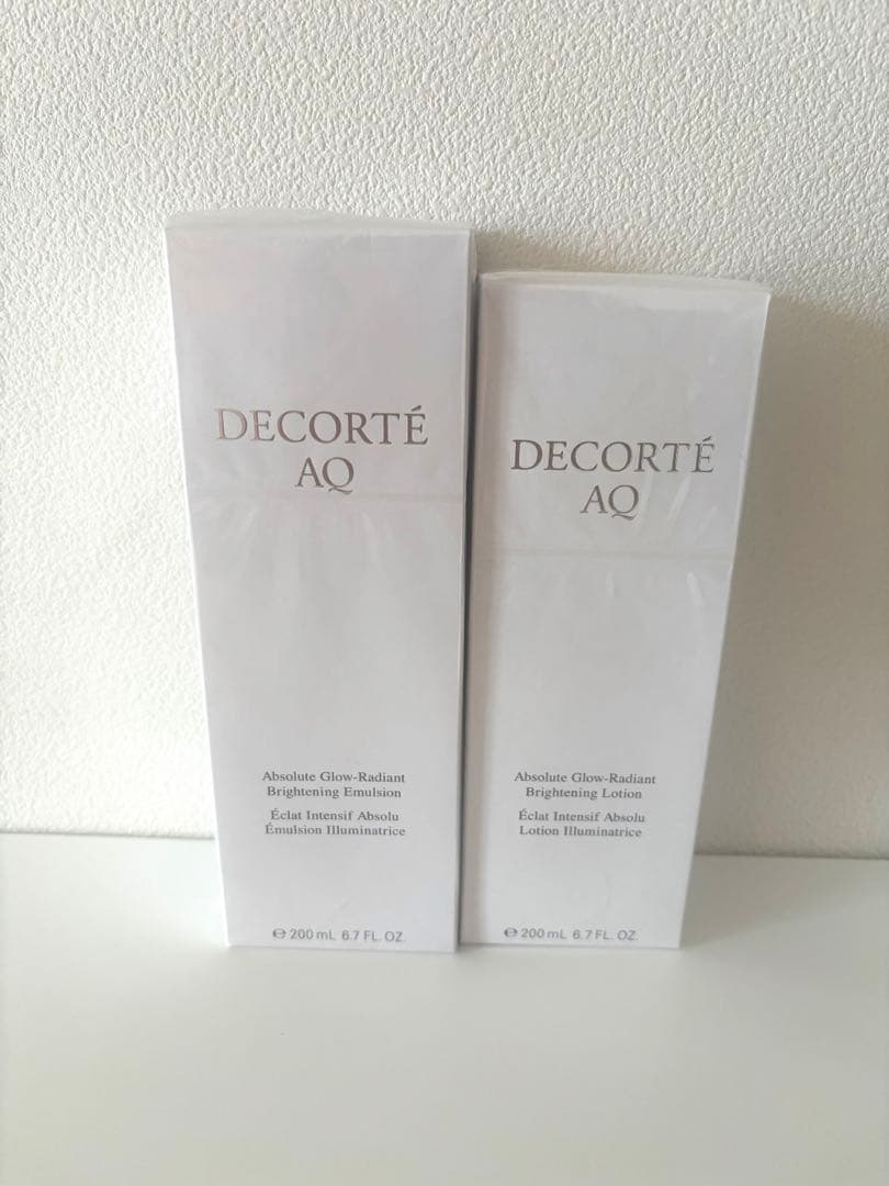 AQアブソリュートブライト乳液&ローション