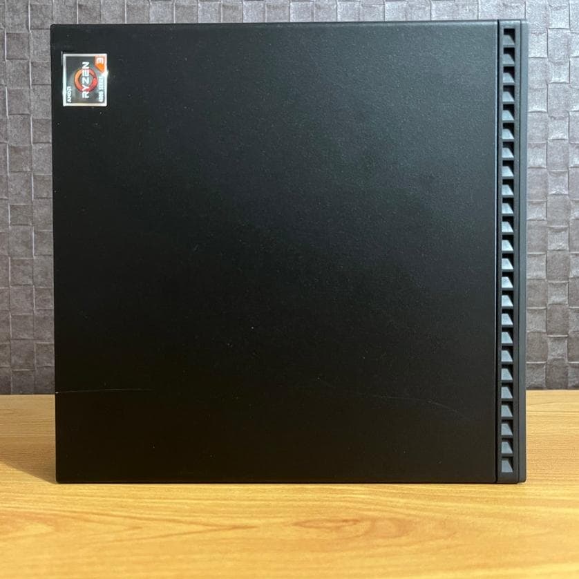 ミニPC ThinkCentre M75q Tiny Gen2 16GB / 256GB