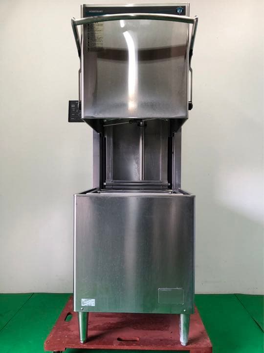 ☆地域限定送料無料☆ ホシザキ　食器洗浄機　2018年製　JWE-680B