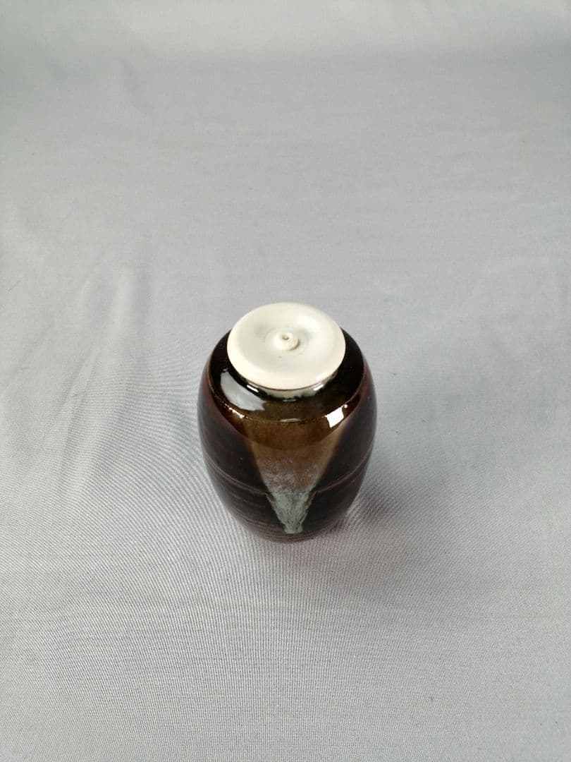 【茶事具】高取喜恵造　高取肩衝茶入　濃茶器　茶入250