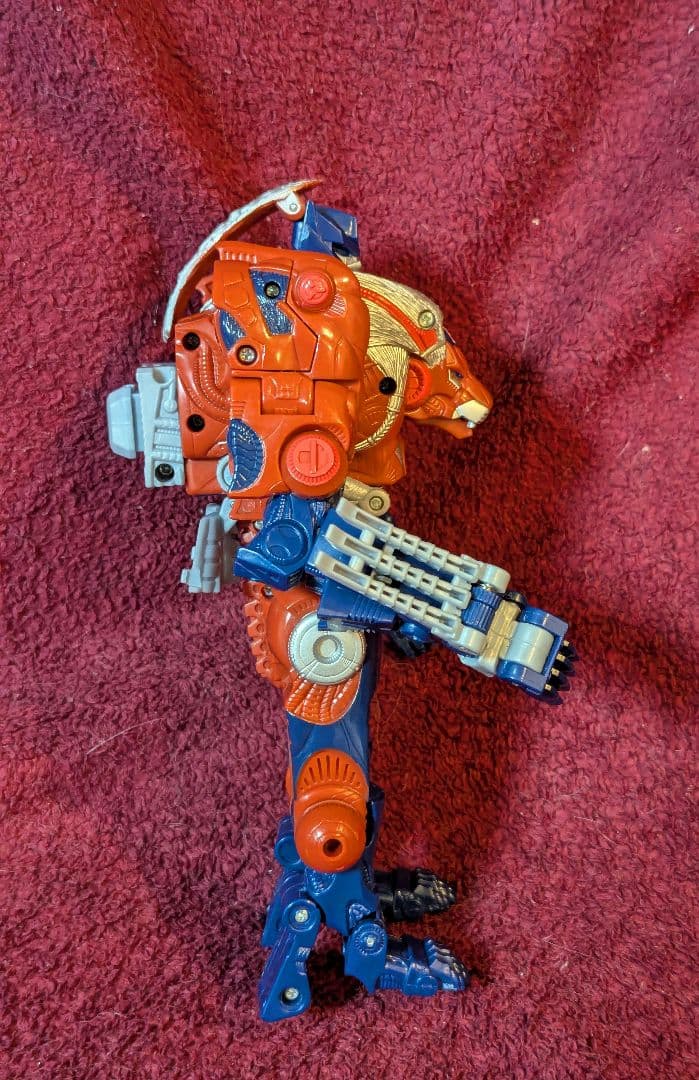 トランスフォーマー　ユニバース　レオプライム