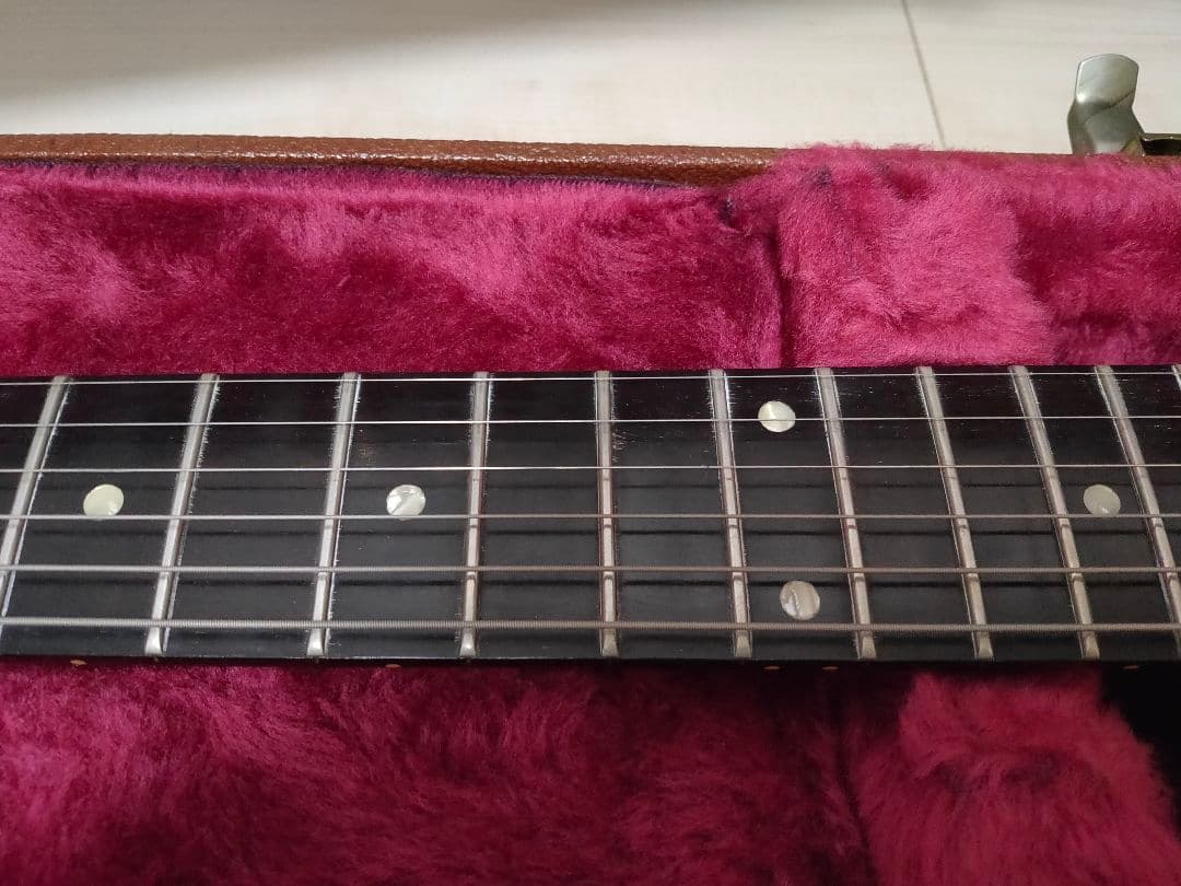 Gibson フライングV レッド ハードケース付き