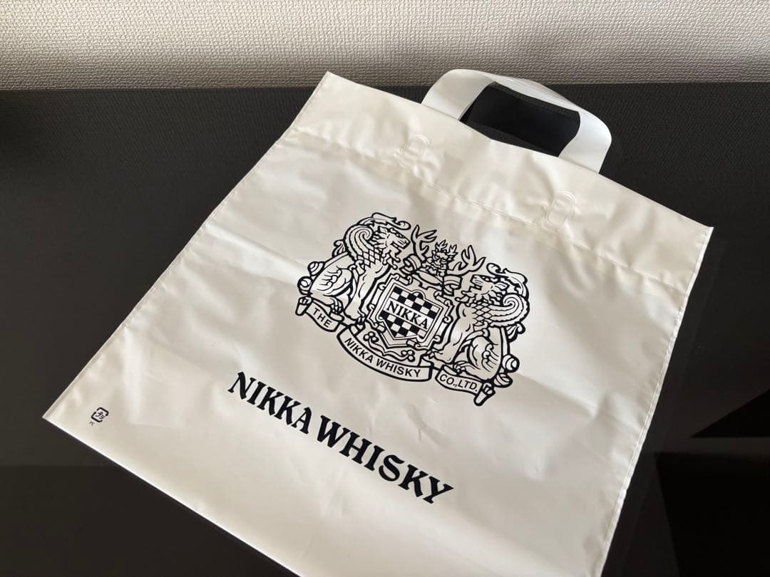 【新品未開封】鶴　700ml 余市蒸留所限定 ニッカウヰスキー　ショッパー付き
