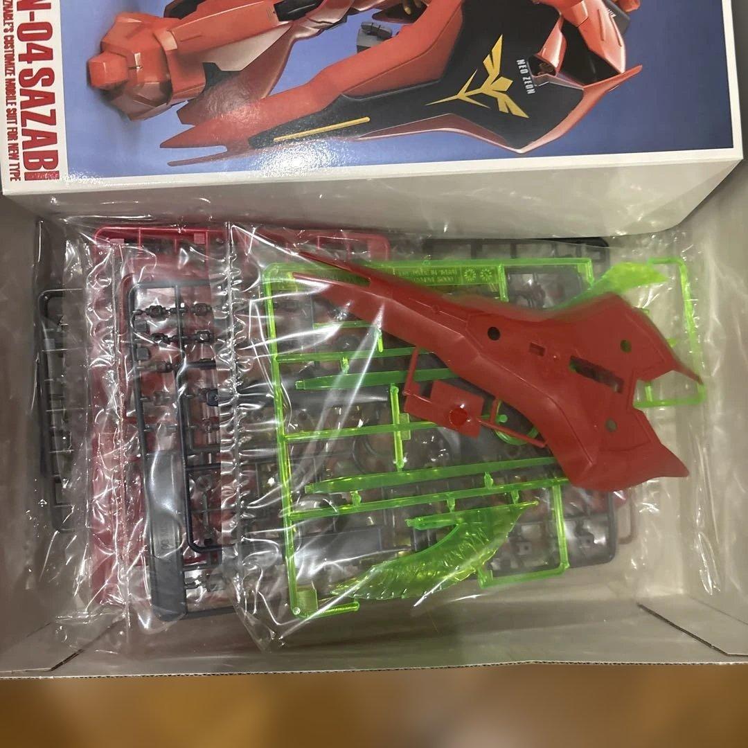 新品　BANDAI MSN-04 SAZABI ガンプラ 未組立